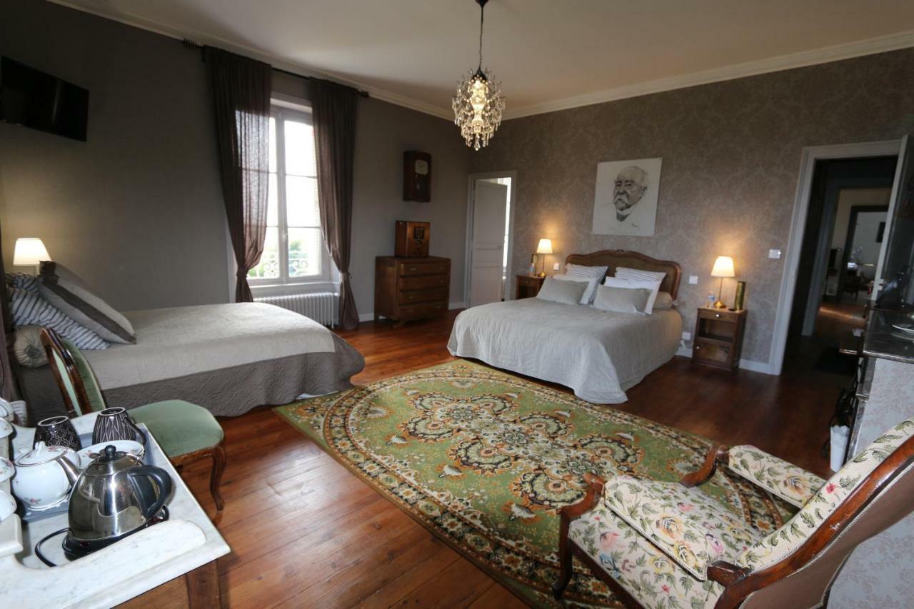 Le Petit Chateau Des Cedres Mouchamps Exteriér fotografie